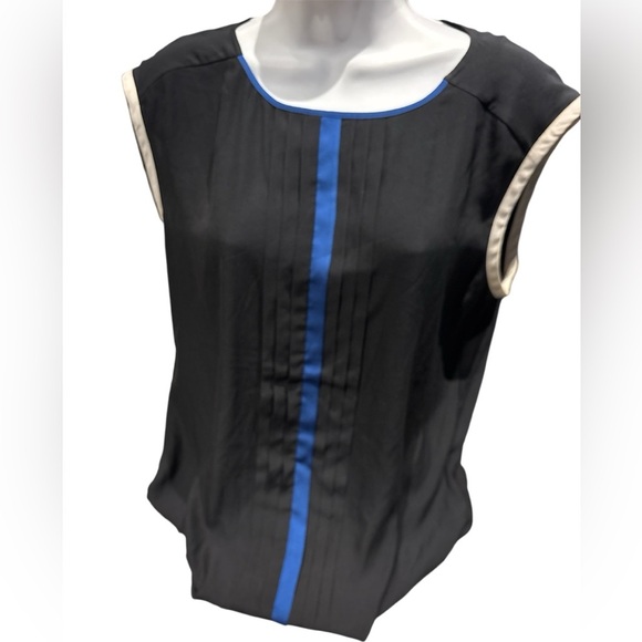 MEXX cosmopolitan pleated sleeveless blouse. Medium/ large - Picture 12 of 12